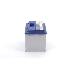 Batteria BOSCH S4 E08 12V 70Ah 760A B13 Tecnologia EFB per Start Stop