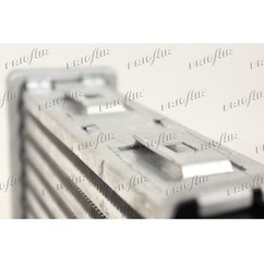Frigair Intercooler Smart 0.6 - 0.7 00 0706.3025 per ripristinare il corretto funzionamento del componente