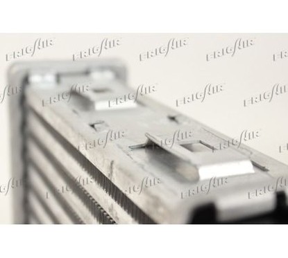 Frigair Intercooler Smart 0.6 - 0.7 00 0706.3025 per ripristinare il corretto funzionamento del componente