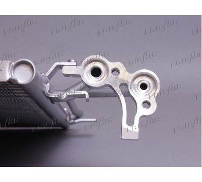 Frigair Cond. Ford Focus - Kuga - Transit Connect 0805.3044 per ripristinare il corretto funzionamento del componente