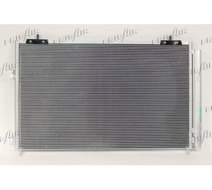 Frigair Condens. Toyota Rav 4 2.0 Bz - D 12 0815.3057 per ripristinare il corretto funzionamento del componente